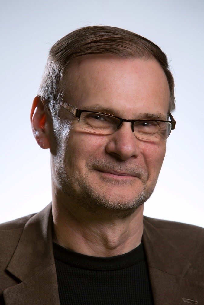 Dr. Jaroslaw Konrad